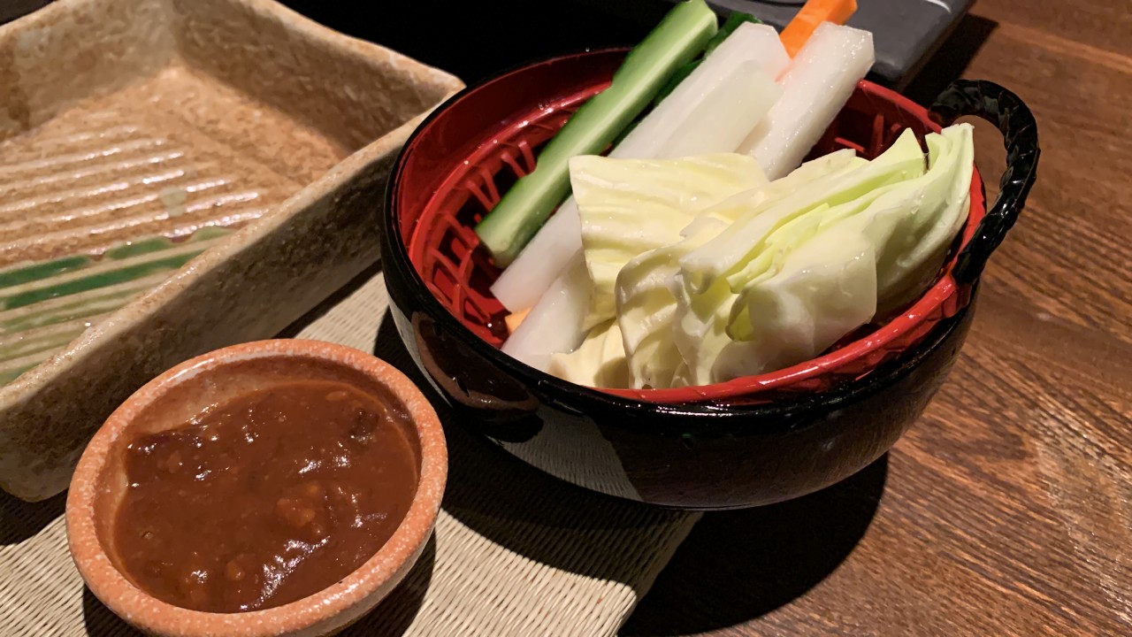 生野菜スティックと特製肉味噌